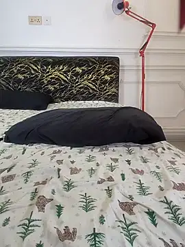 Zola_Nooryi live sex cam