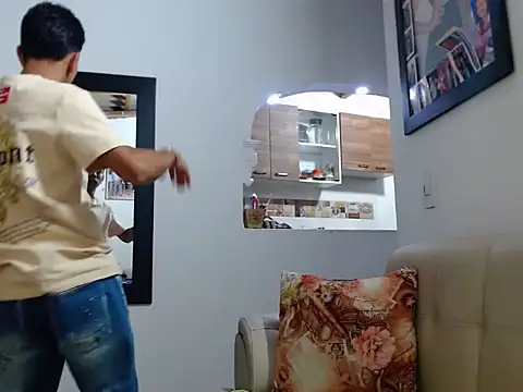 waner_thom's cam snapshot