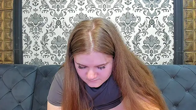 LissaBigTitts's cam snapshot