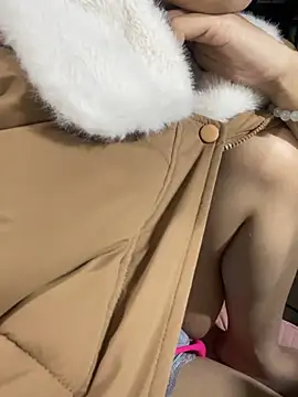 Mina048's cam snapshot