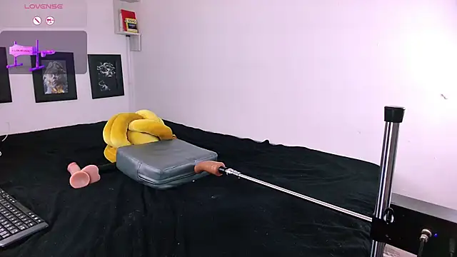 Lena_Darko's cam snapshot