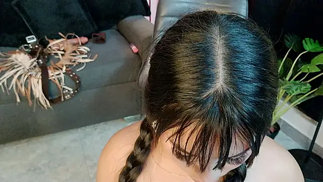 mia_roux1 live sex cam