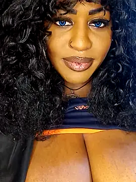 AmazonianMistress live sex cam