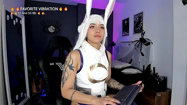 Raven_Witch_'s cam snapshot