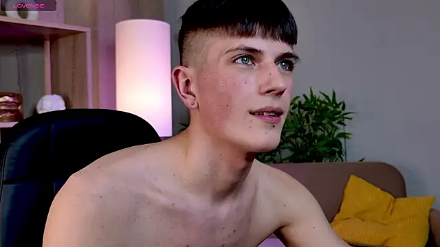 Rony_Joy live sex cam