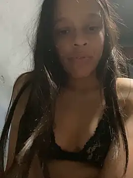 OrianaXclusive live sex cam