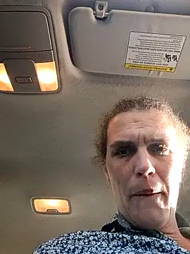 sarahkat86's cam snapshot