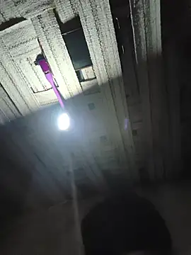 IMBADBOY4U's cam snapshot