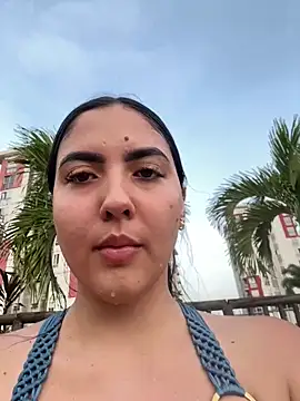 Sofia_Collins-'s cam snapshot