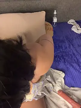 ZafiroKlein live sex cam