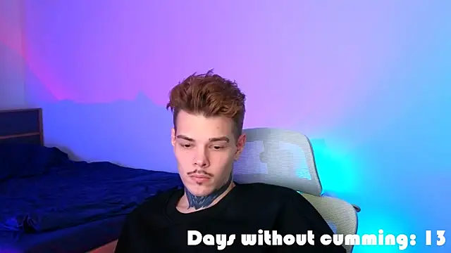 DENIS_HERE's cam snapshot