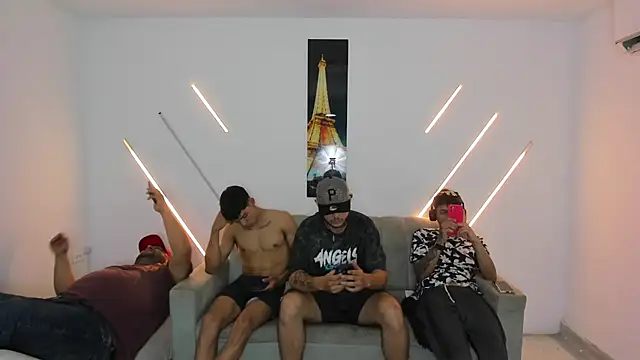 brutal_sex_room2k's cam snapshot