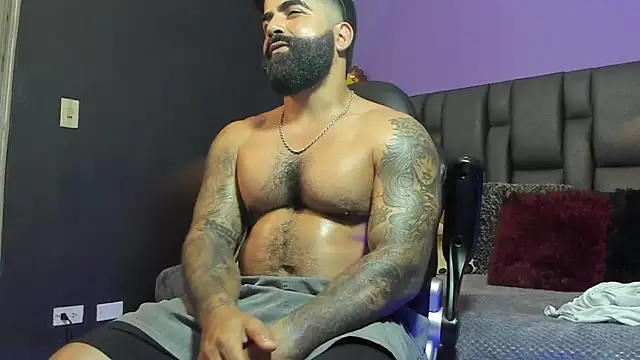 Lyon_vach live sex cam