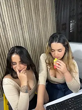 Antonella_Julieta live sex cam