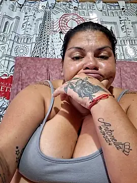 chubby_sexy_big_tits live sex cam