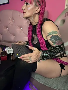 Karolaiin_LS's cam snapshot