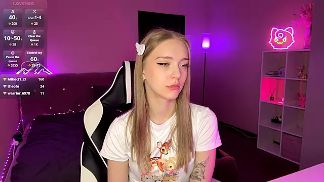 EvaPeace's cam snapshot