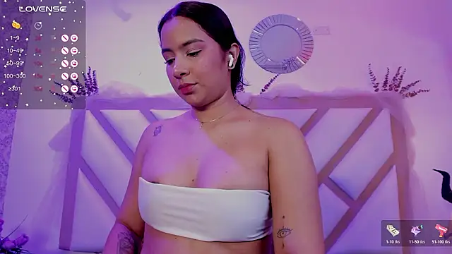 Alexxa_Carter's cam snapshot