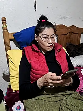 LaInsaciableIntensa's cam snapshot