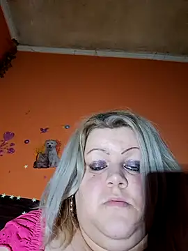 ducicsajsziii live sex cam