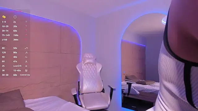 HannahMontgomery live sex cam