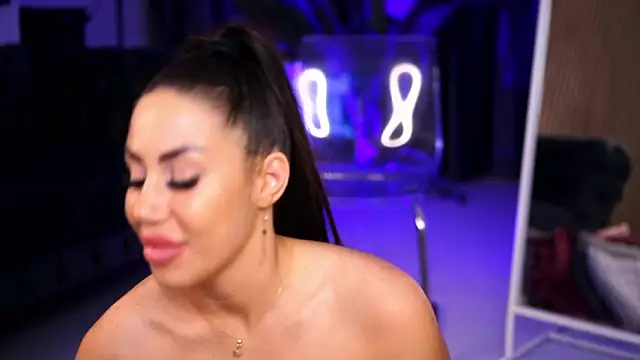 CataleyaSyrene's cam snapshot