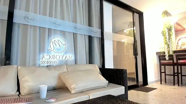 AntonellaRossi live sex cam