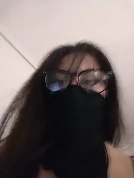 sarahvergen live sex cam