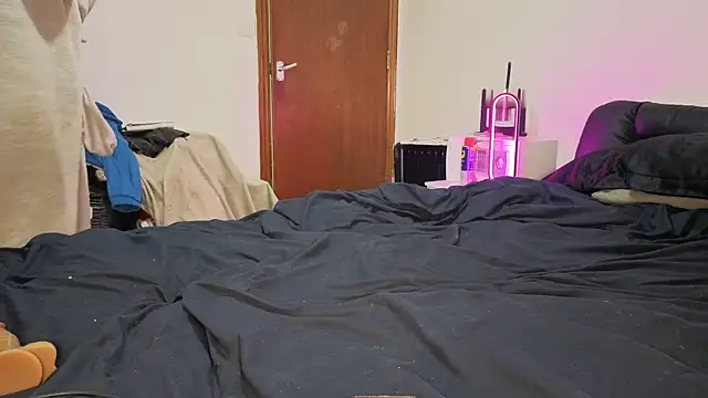 ENGLISHEMILY_69's cam snapshot