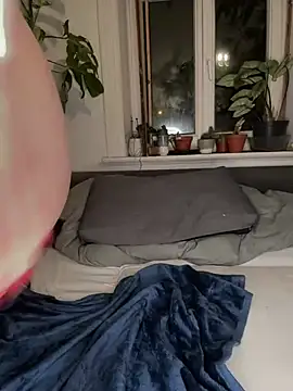 FayeFlame's cam snapshot