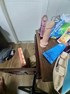 dancaEstrip's cam snapshot