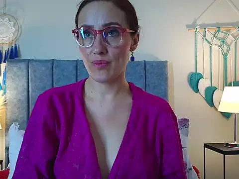 IberianMoonMK's cam snapshot