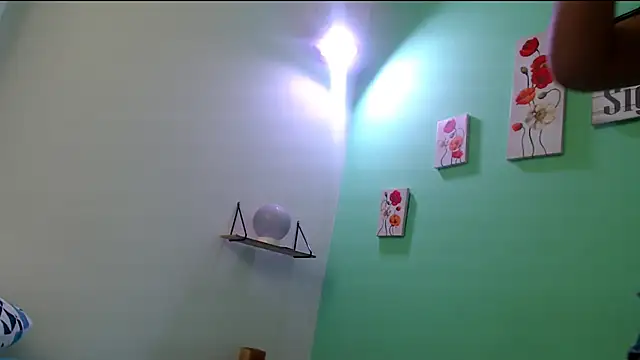 lisbethorney18's cam snapshot