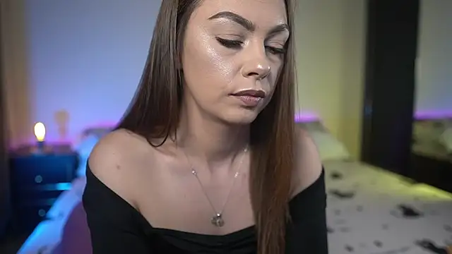 TiffanyPierce live sex cam