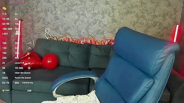 LuxSopphia's cam snapshot