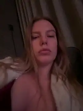 Chloemillerrxx live sex cam