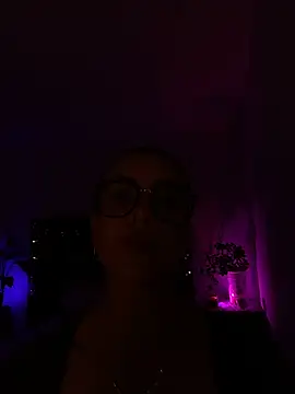 EmaSaenz's cam snapshot