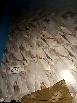 horny_diana's cam snapshot