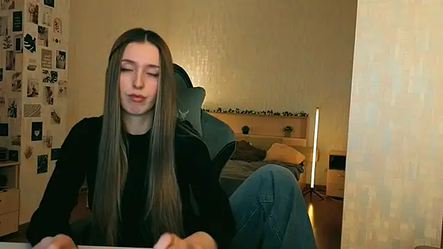 yourrdanceteacher's cam snapshot