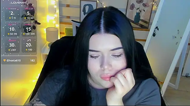 Mona_Esty's cam snapshot