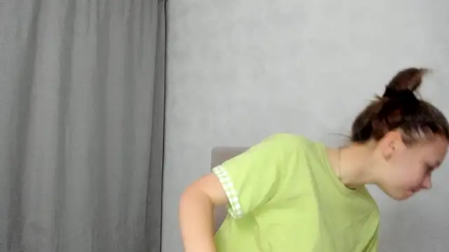 why_again_me's cam snapshot