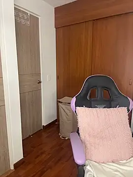 ArianaReynoldss's cam snapshot