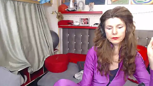 kellyterapy's cam snapshot