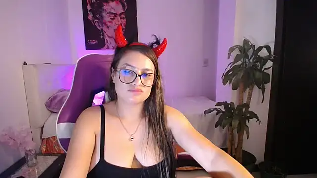 esmeraldaa230's cam snapshot