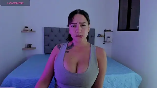 Saraarouusee live sex cam
