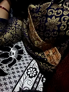 01Mona's cam snapshot