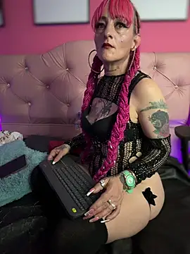 Karolaiin_LS's cam snapshot