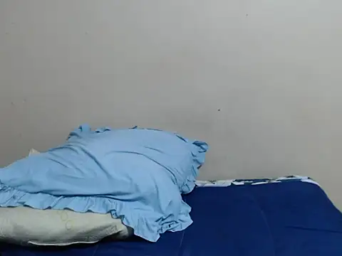 SexyLipss_'s cam snapshot