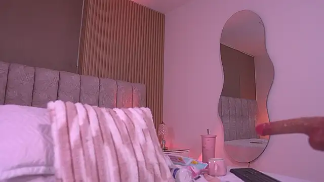 sam_lewins live sex cam