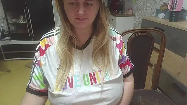 Meliss_Official9's cam snapshot